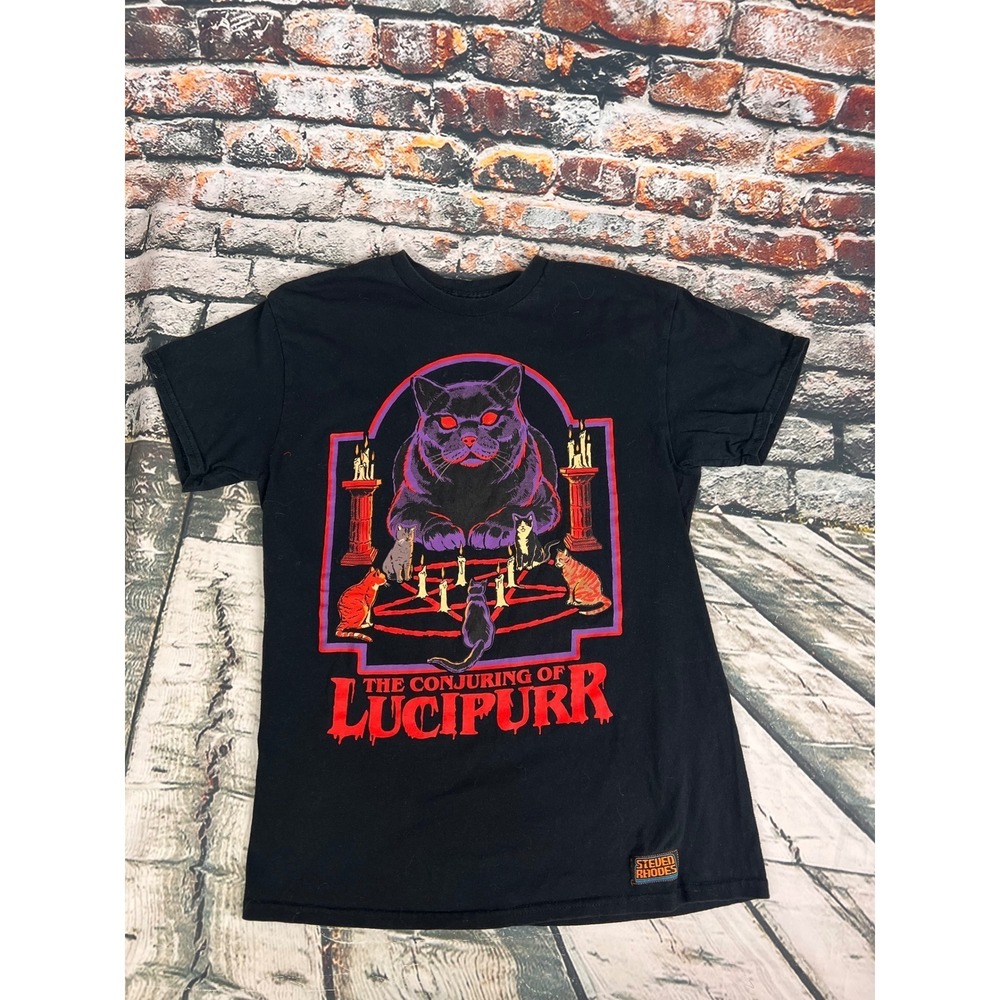 Steven Rhodes The Conjuring of Lucipurr Black Graphic Tee Mens Medium